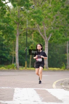 Runner Photo 3307197