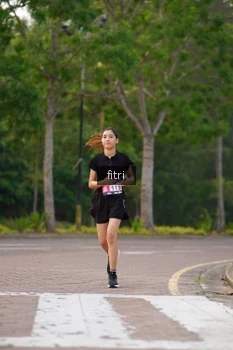 Runner Photo 3307665