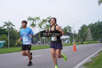Runner Photo 3307696