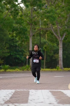 Runner Photo 3307771