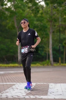 Runner Photo 3307775