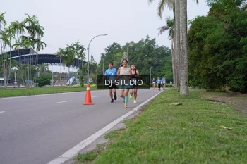 Runner Photo 3307845