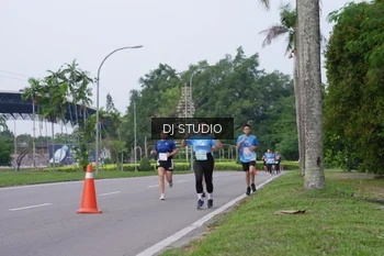 Runner Photo 3307917