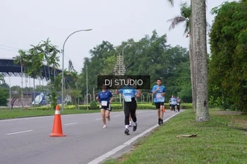 Runner Photo 3307953