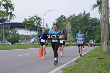 Runner Photo 3308221