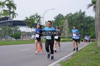 Runner Photo 3308286