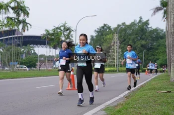 Runner Photo 3308334