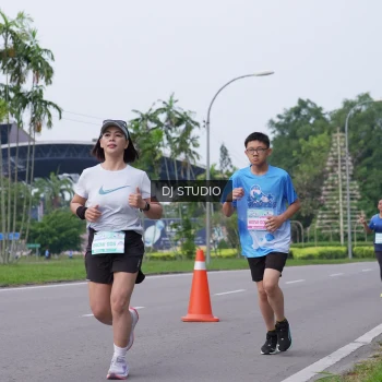Runner Photo 3308426