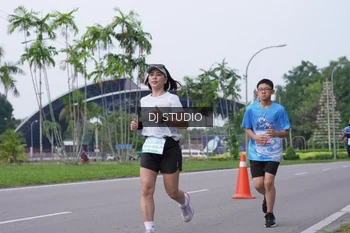 Runner Photo 3308509