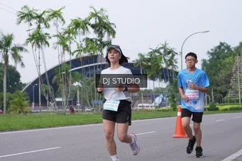 Runner Photo 3308532