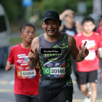 Runner Photo 33086
