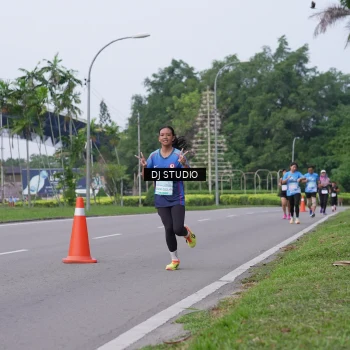 Runner Photo 3308749