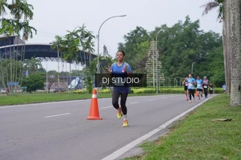 Runner Photo 3308834