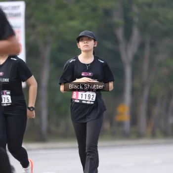 Runner Photo 3309002