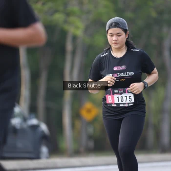 Runner Photo 3309003