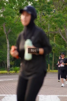 Runner Photo 3309045