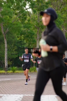 Runner Photo 3309048