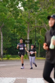Runner Photo 3309050