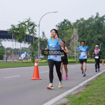 Runner Photo 3309163
