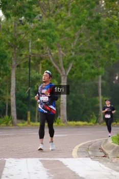 Runner Photo 3309179