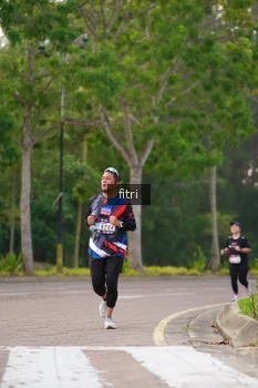 Runner Photo 3309195