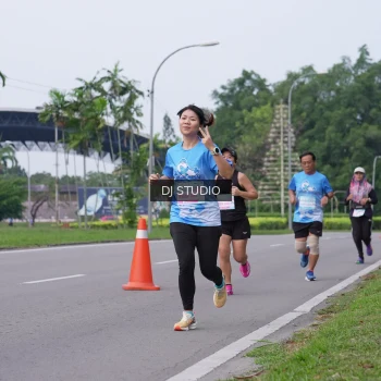 Runner Photo 3309206