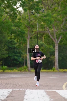 Runner Photo 3309241