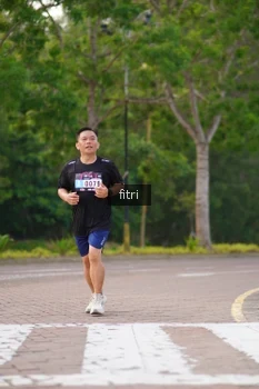 Runner Photo 3309300
