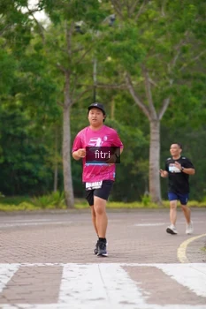 Runner Photo 3309335