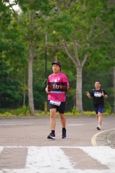 Runner Photo 3309342