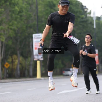 Runner Photo 3309377