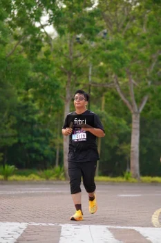 Runner Photo 3309386