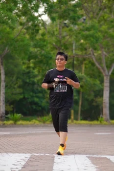 Runner Photo 3309391