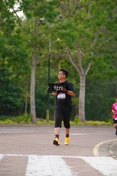 Runner Photo 3309448