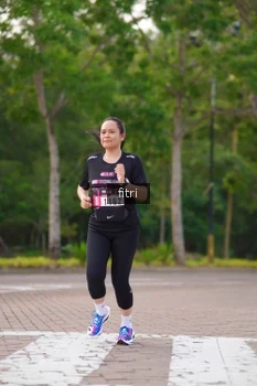 Runner Photo 3309453