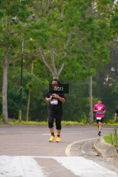 Runner Photo 3309458