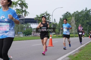 Runner Photo 3309467