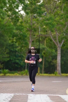 Runner Photo 3309473