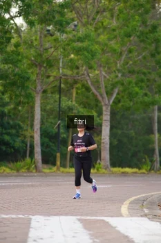 Runner Photo 3309495