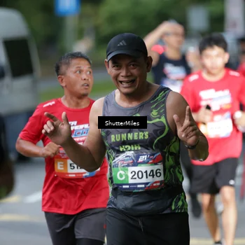Runner Photo 33095