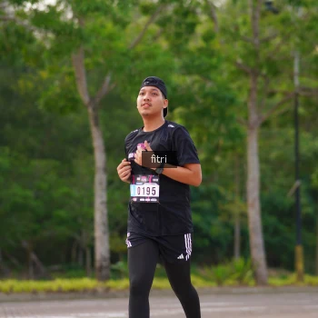 Runner Photo 3309552
