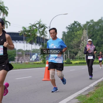 Runner Photo 3309553