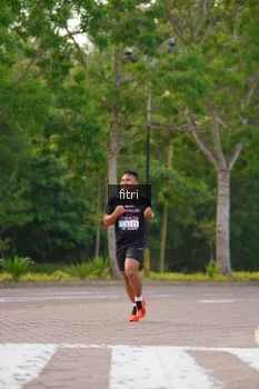Runner Photo 3309710