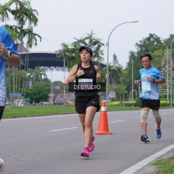 Runner Photo 3309719
