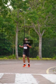 Runner Photo 3309752
