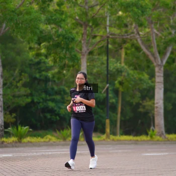 Runner Photo 3309918
