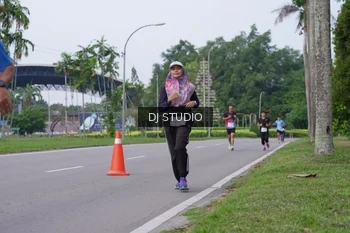 Runner Photo 3309954