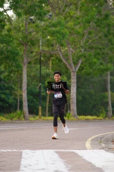 Runner Photo 3310076