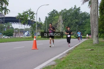 Runner Photo 3310098