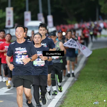 Runner Photo 33101